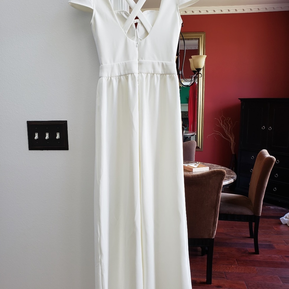 white Tipilly scuba material jumpsuit - Picture 2 of 3